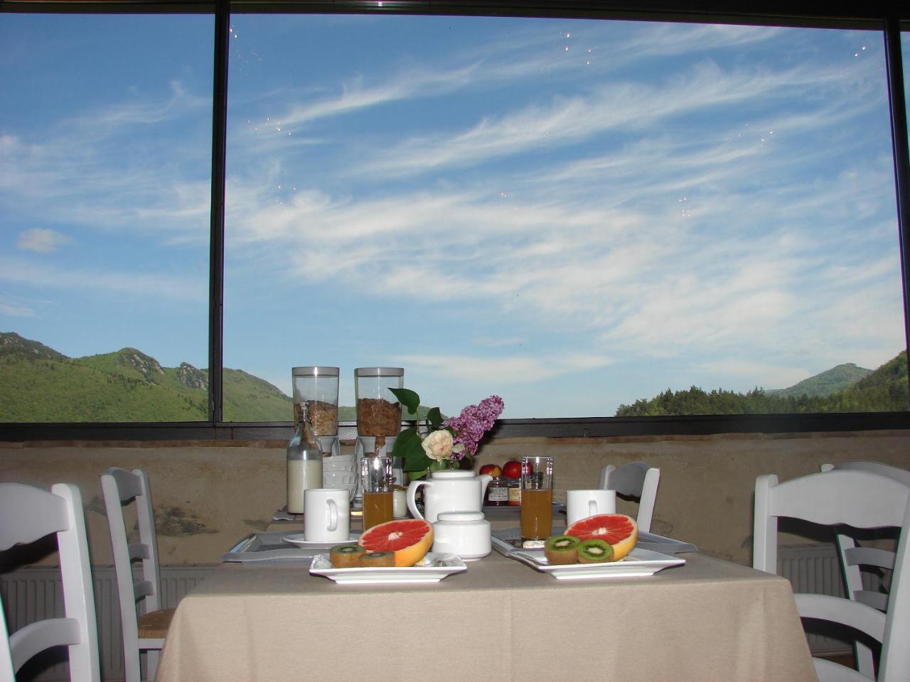 Bed and Breakfast Domaine Des Massols Marsat Экстерьер фото